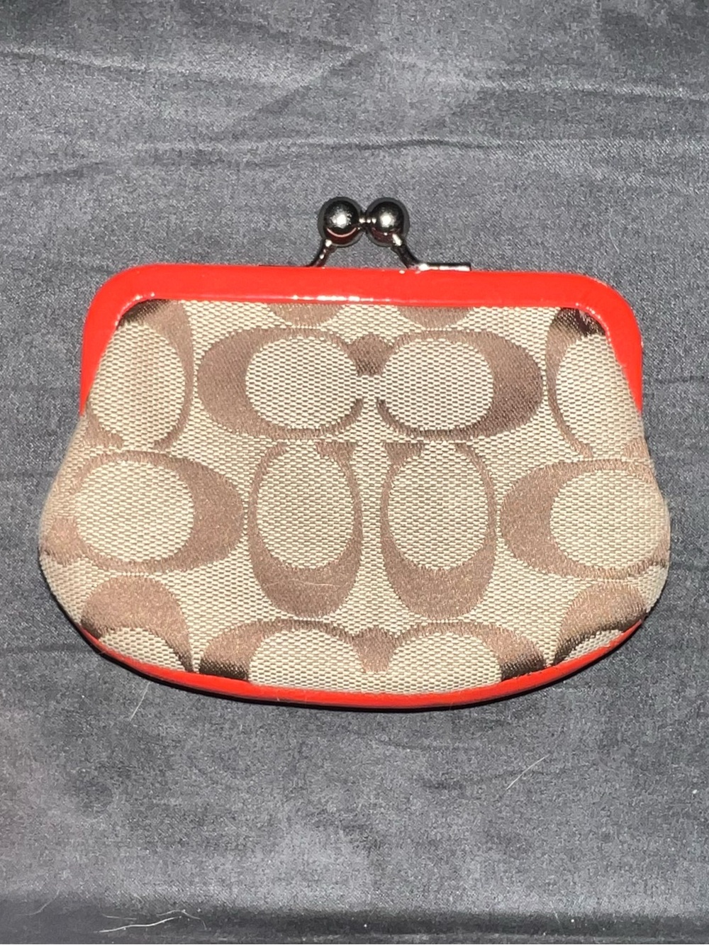 VINTAGE COACH Kisslock Coin Purse Wallet Signature Jacquard Tan/Red with Silver